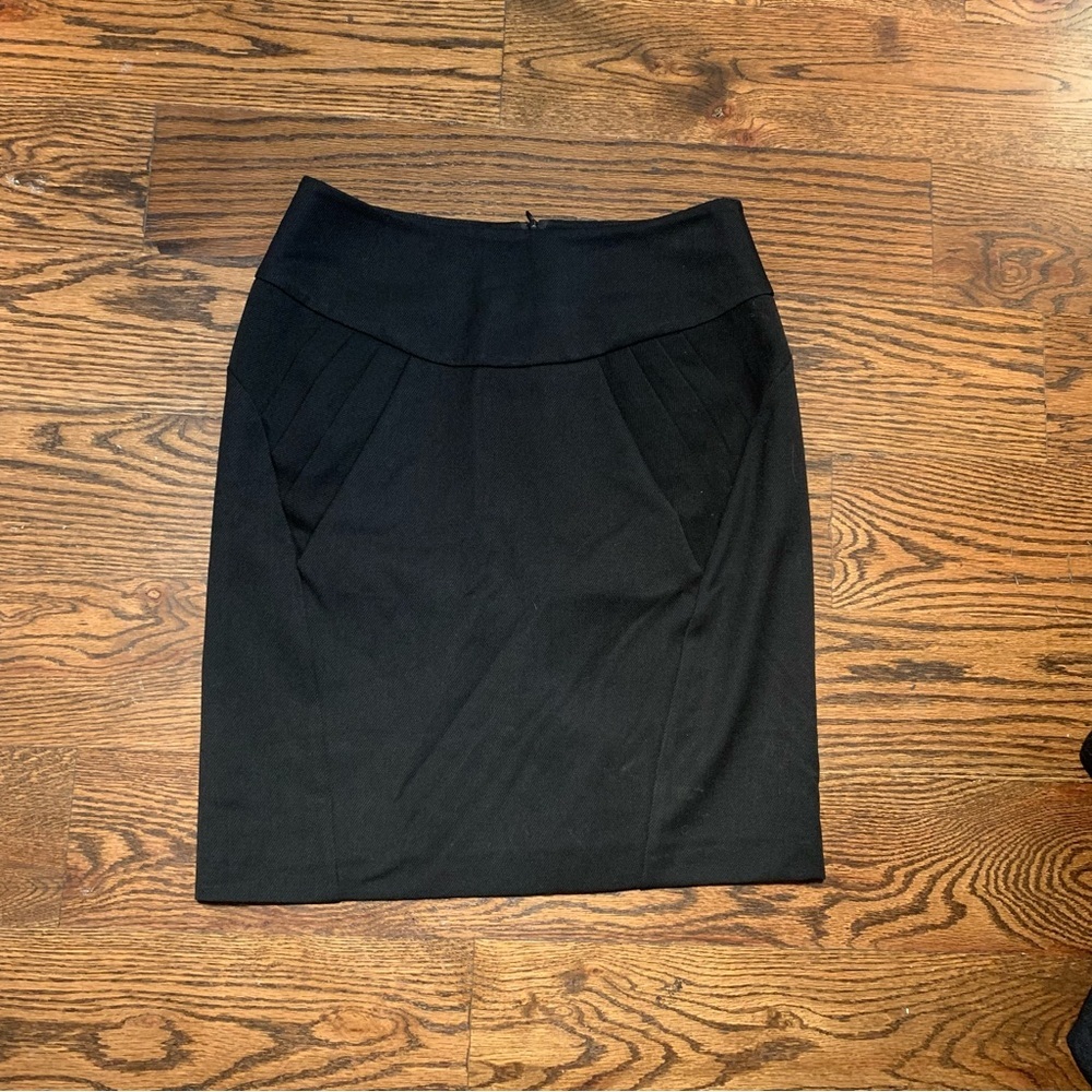 Yoani Baraschi Pencil Skirt Womens Size6 Black Pleated Stretch Short Mini Lined